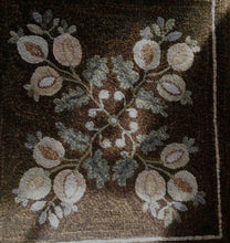 Load image into Gallery viewer, Coverlet Pomegranates 1850 (#40)